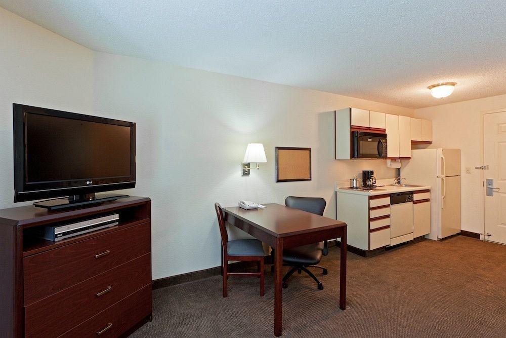 Candlewood Washington-dulles By Ihg Hotel Herndon