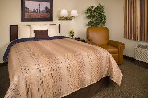 Candlewood Washington-dulles By Ihg Hotel 2*